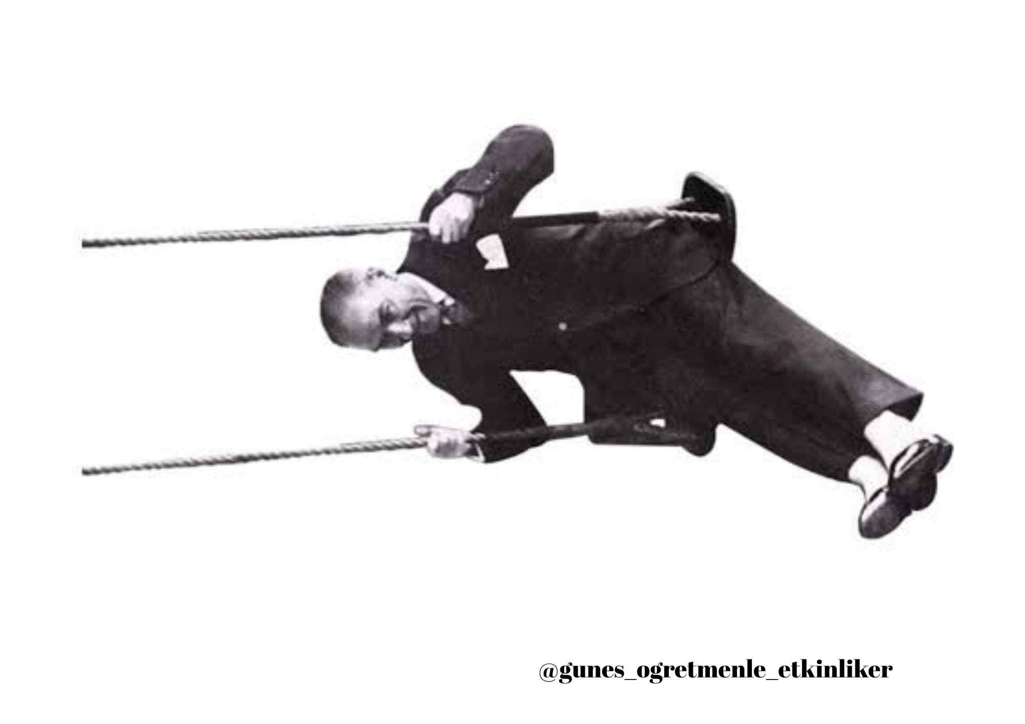 23 Nisan Sallanan Salıncakta Atatürk  Büyük Boy Poster